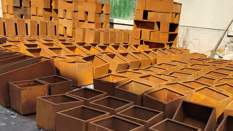 corten steel planters factory